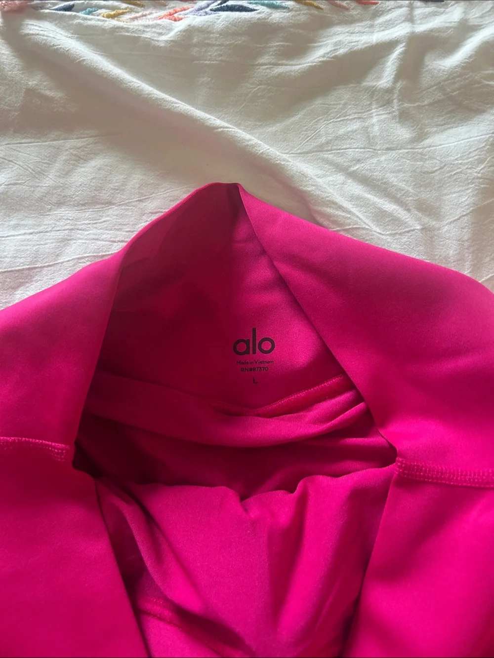 ALO Yoga Hot Pink Pleated Tennis Skirt matching socks included with asking price